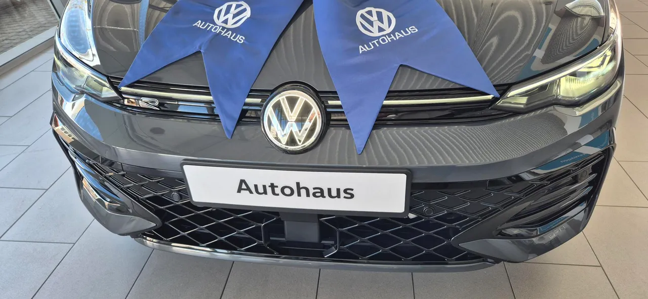 Golf RLine Plus 1.4 TSI 110 kW 8speed Tiptronic — photo 2