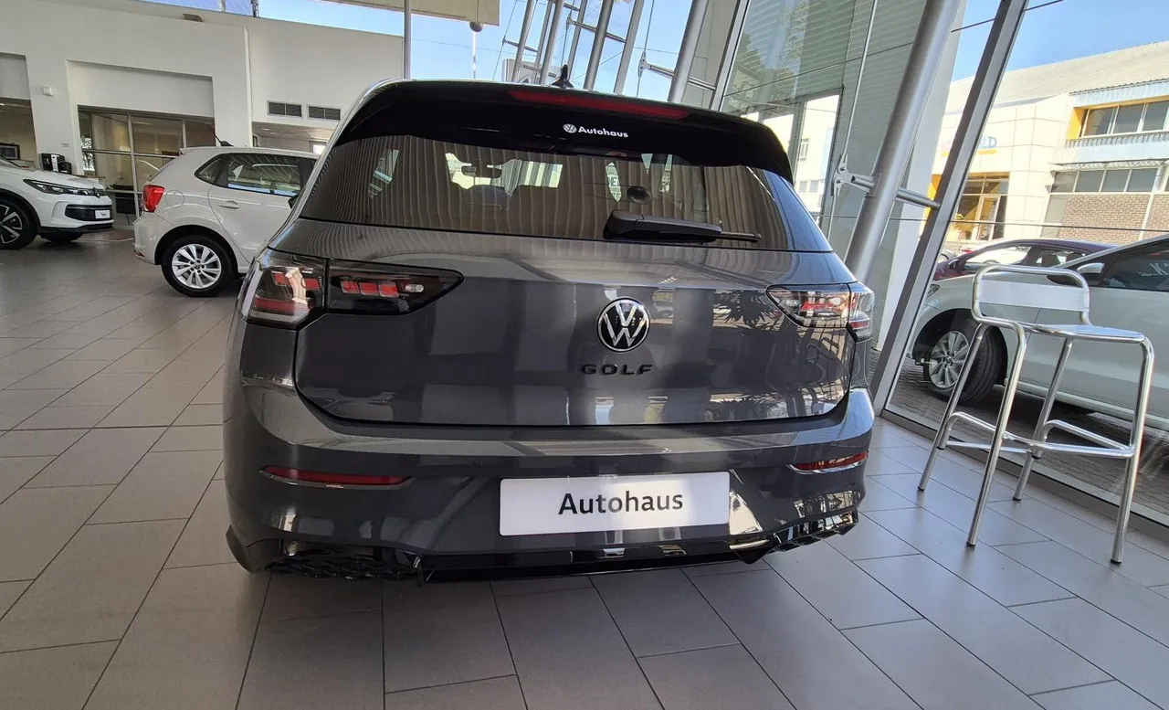 Golf RLine Plus 1.4 TSI 110 kW 8speed Tiptronic — photo 7