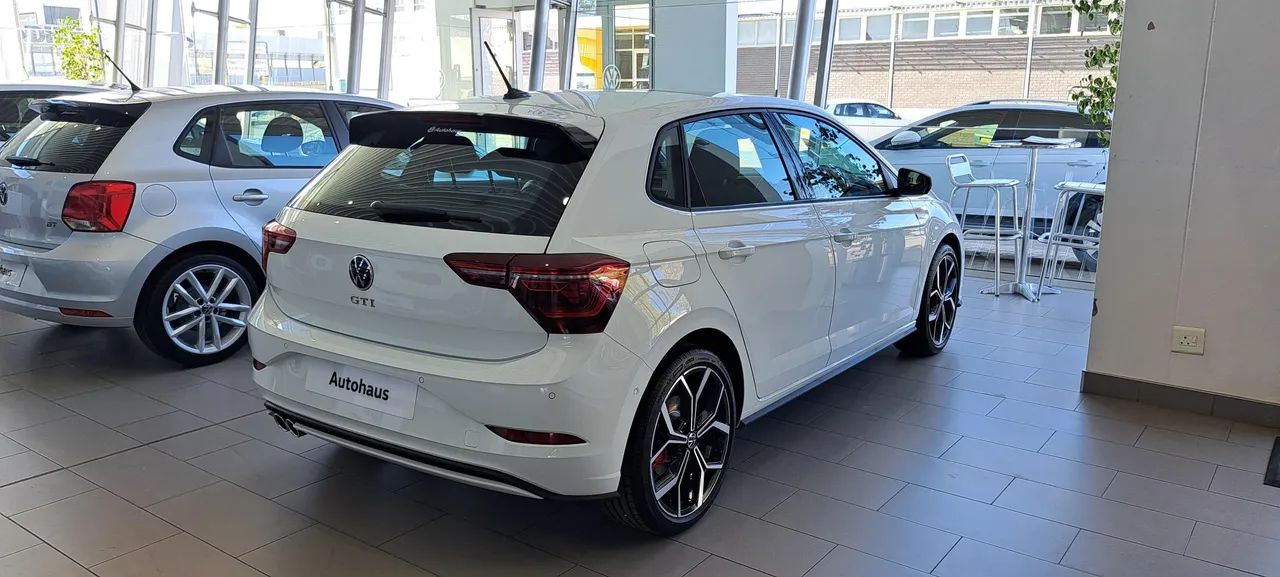 POLO GTI 2.0 TSI 147 kW DSG — photo 4