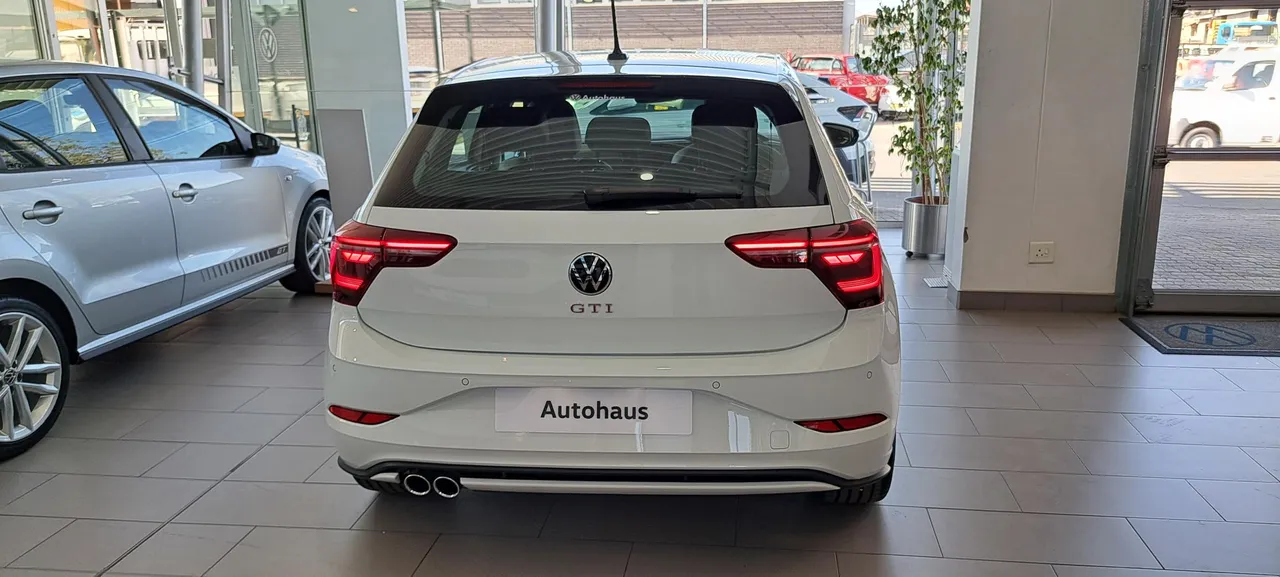 POLO GTI 2.0 TSI 147 kW DSG — photo 5