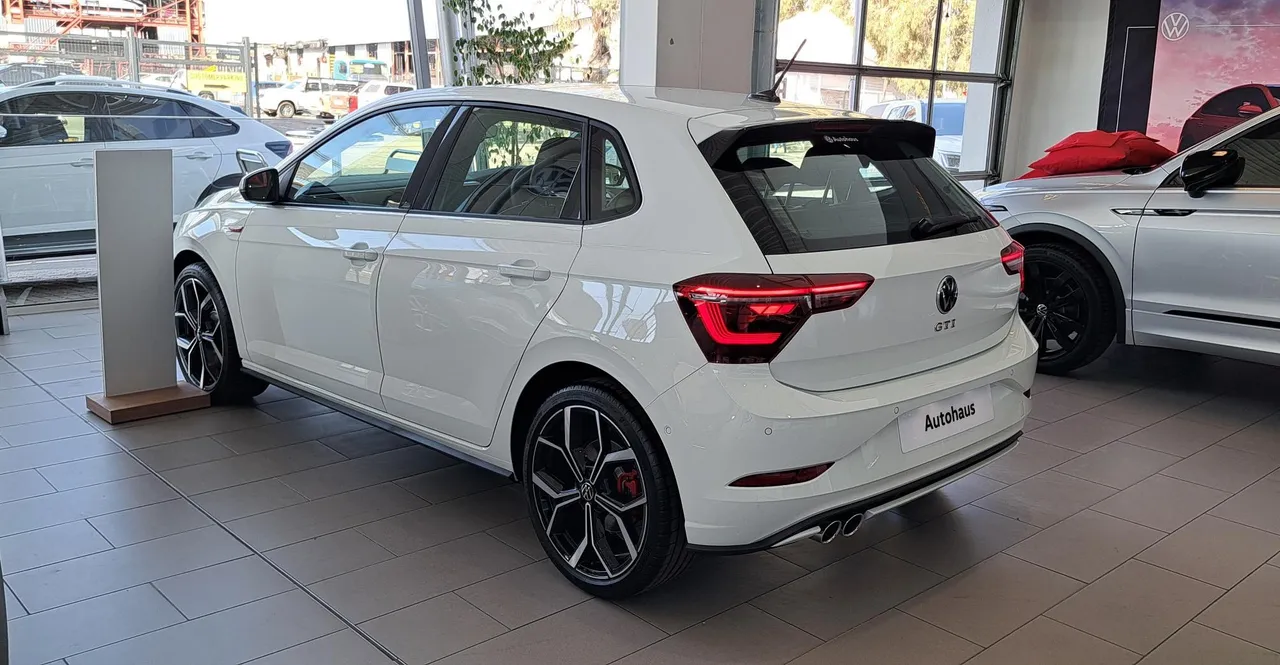 POLO GTI 2.0 TSI 147 kW DSG — photo 2
