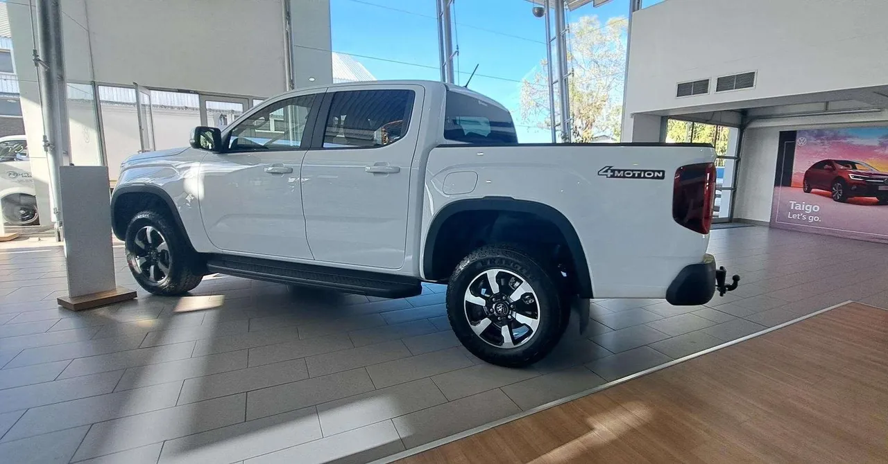 AMAROK DC LIFE 2.0 BITDI 4MOTION 154KW — photo 2