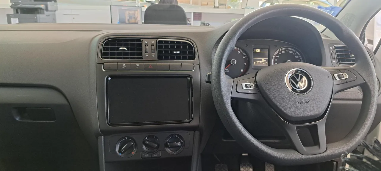 Polo Vivo 1.4 55kW — photo 8