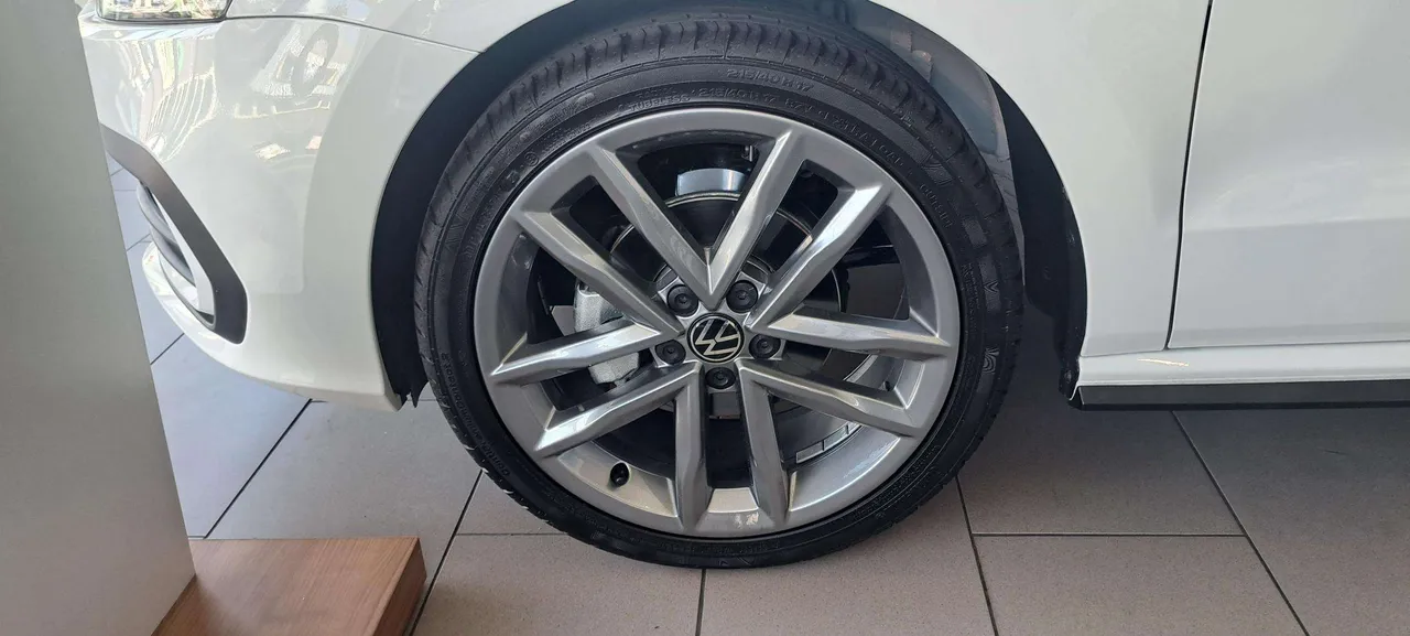POLO VIVO 1.0 TSI GT — photo 5