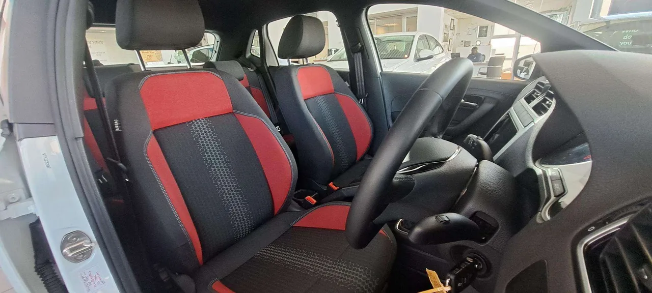 POLO VIVO 1.0 TSI GT — photo 3