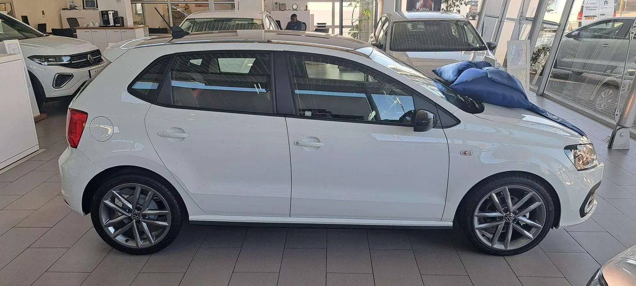 POLO VIVO 1.0 TSI GT — photo 2