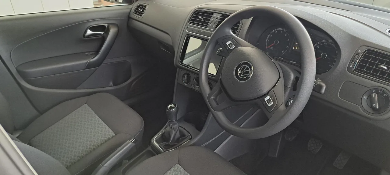 Polo Vivo 1.4 LIFE — photo 5
