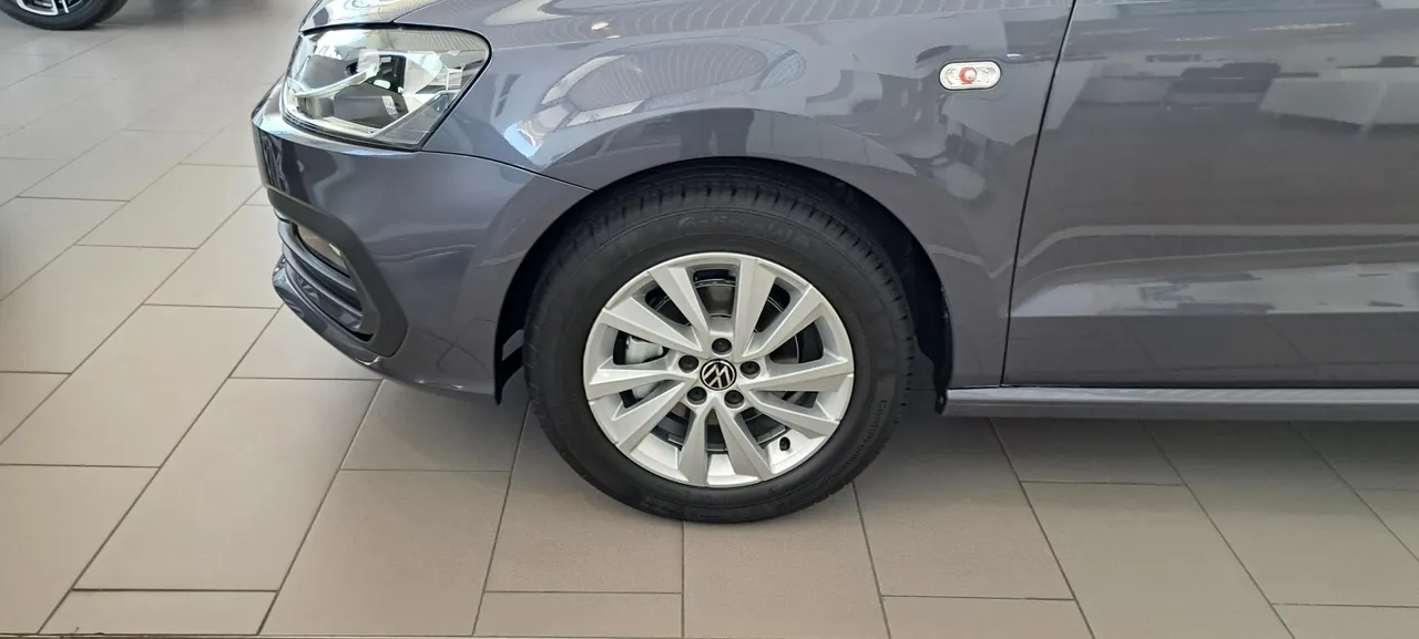 Polo Vivo 1.4 LIFE — photo 6