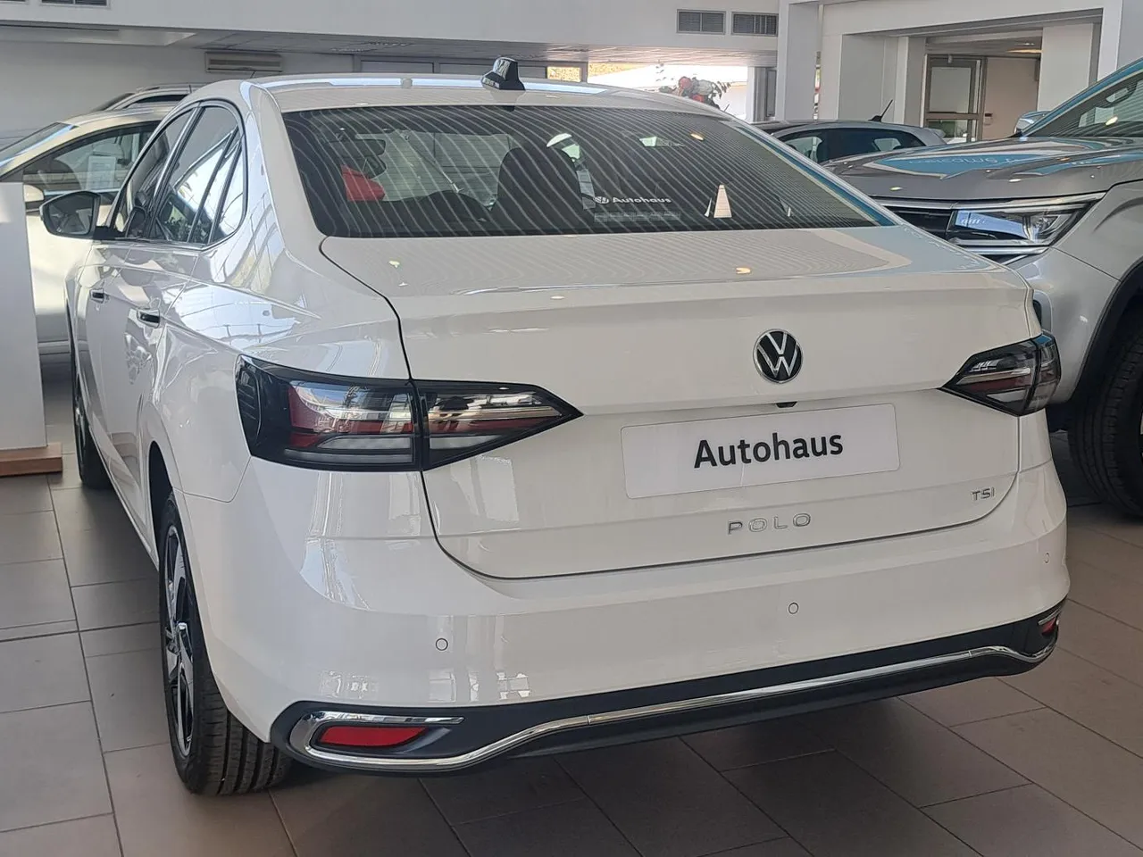 Polo Sedan 1.0 TSI Style — photo 3