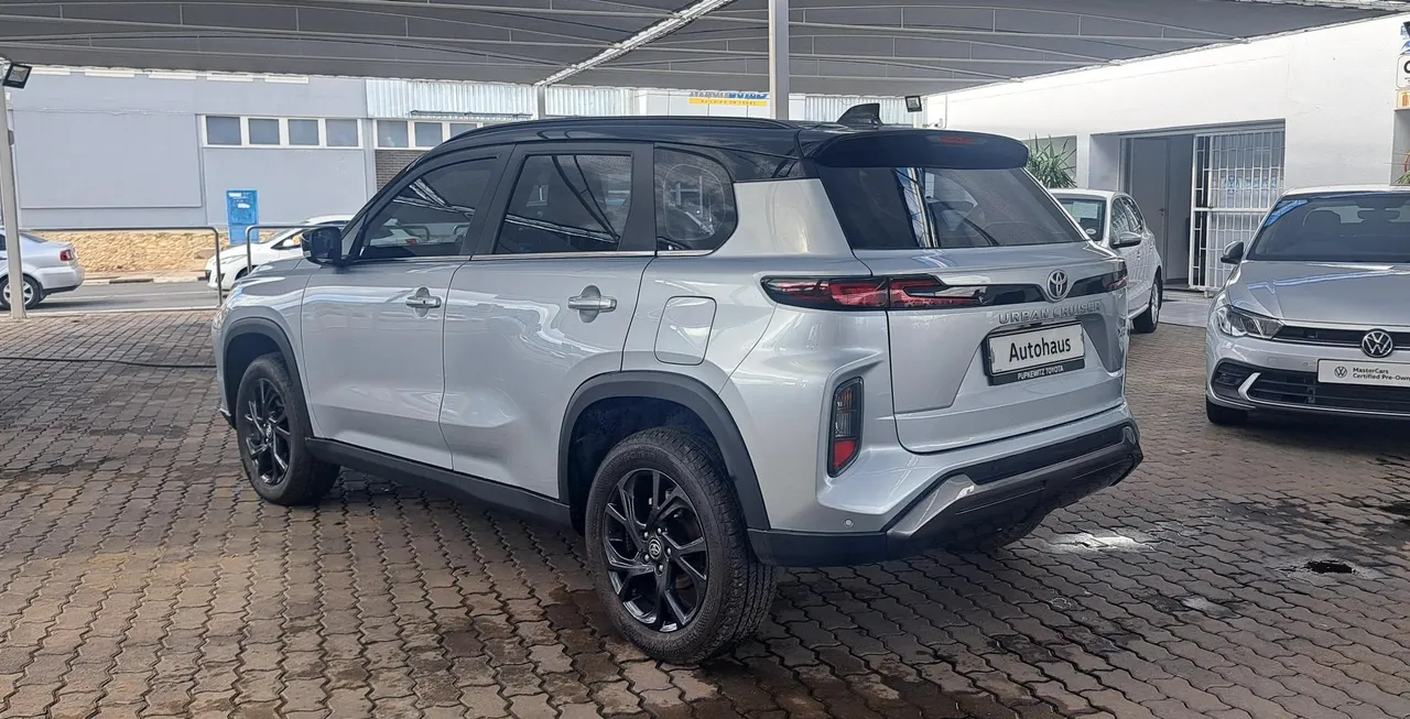 TOYOTA URBAN CRUISER 1.5 XR A/T — photo 4