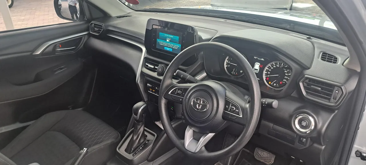 TOYOTA URBAN CRUISER 1.5 XR A/T — photo 5
