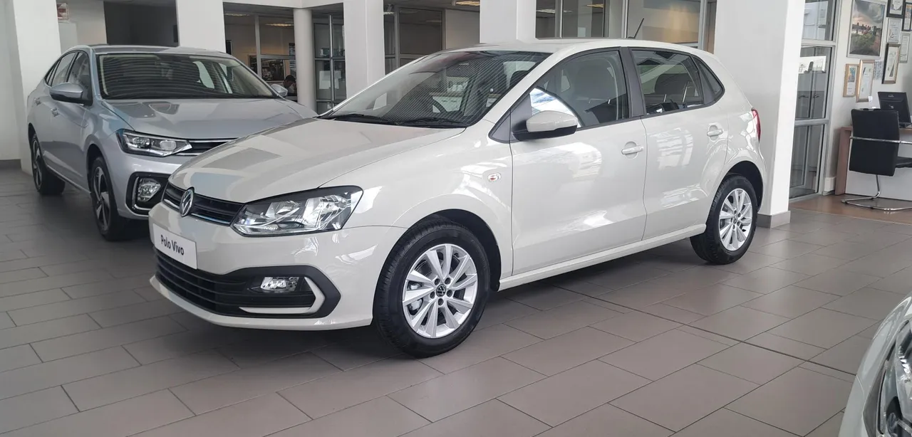 Demo POLO VIVO PA 1.4 63KW LIFE — photo 2
