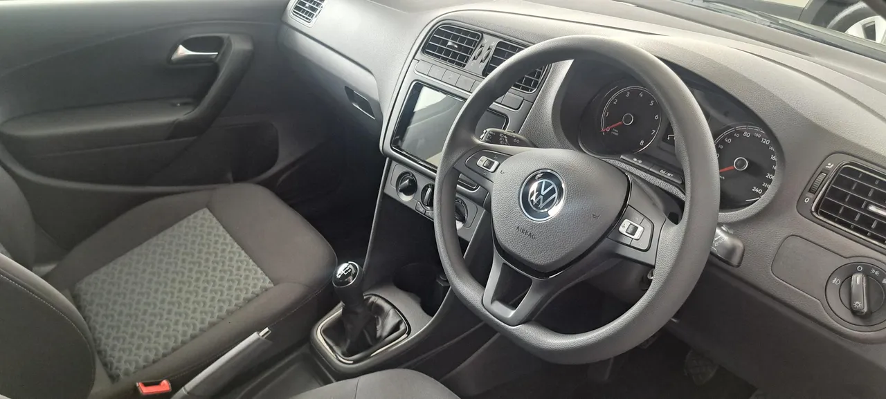 Demo POLO VIVO PA 1.4 63KW LIFE — photo 6