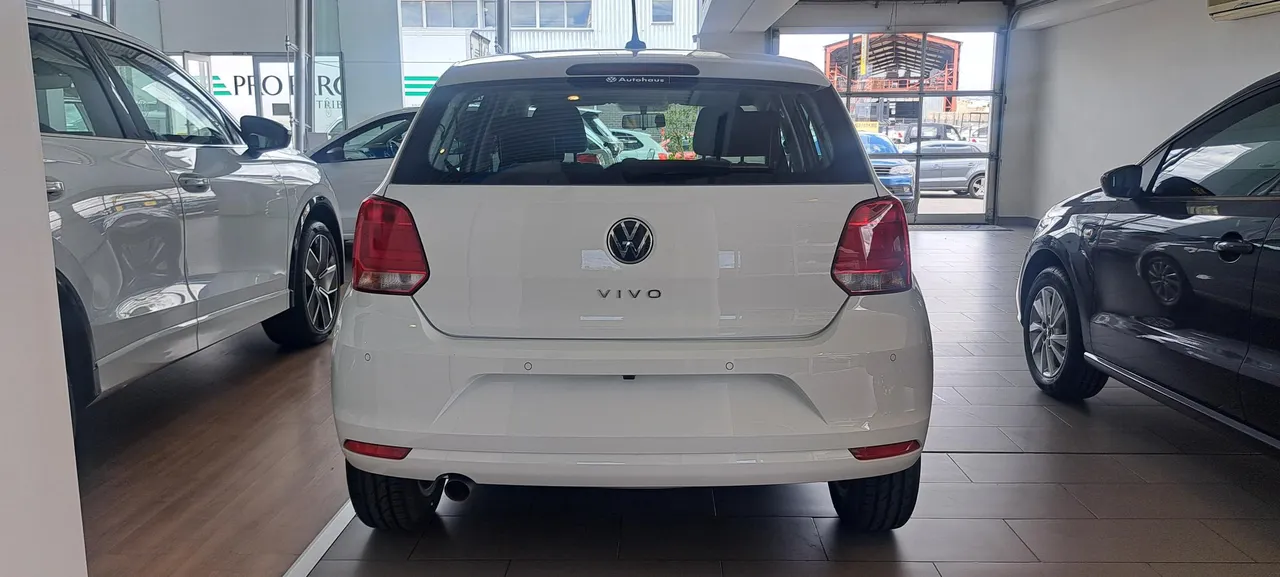 Demo Polo Vivo 1.6 TipTronic — photo 4