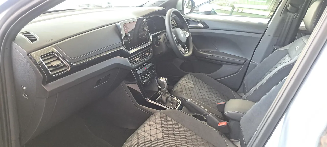 T-Cross 1.0 TSI RLINE DSG — photo 6