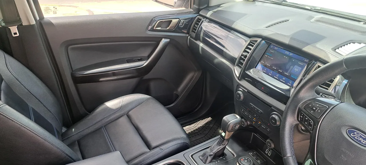FORD EVEREST 2.0D XLT 4X4 — photo 7