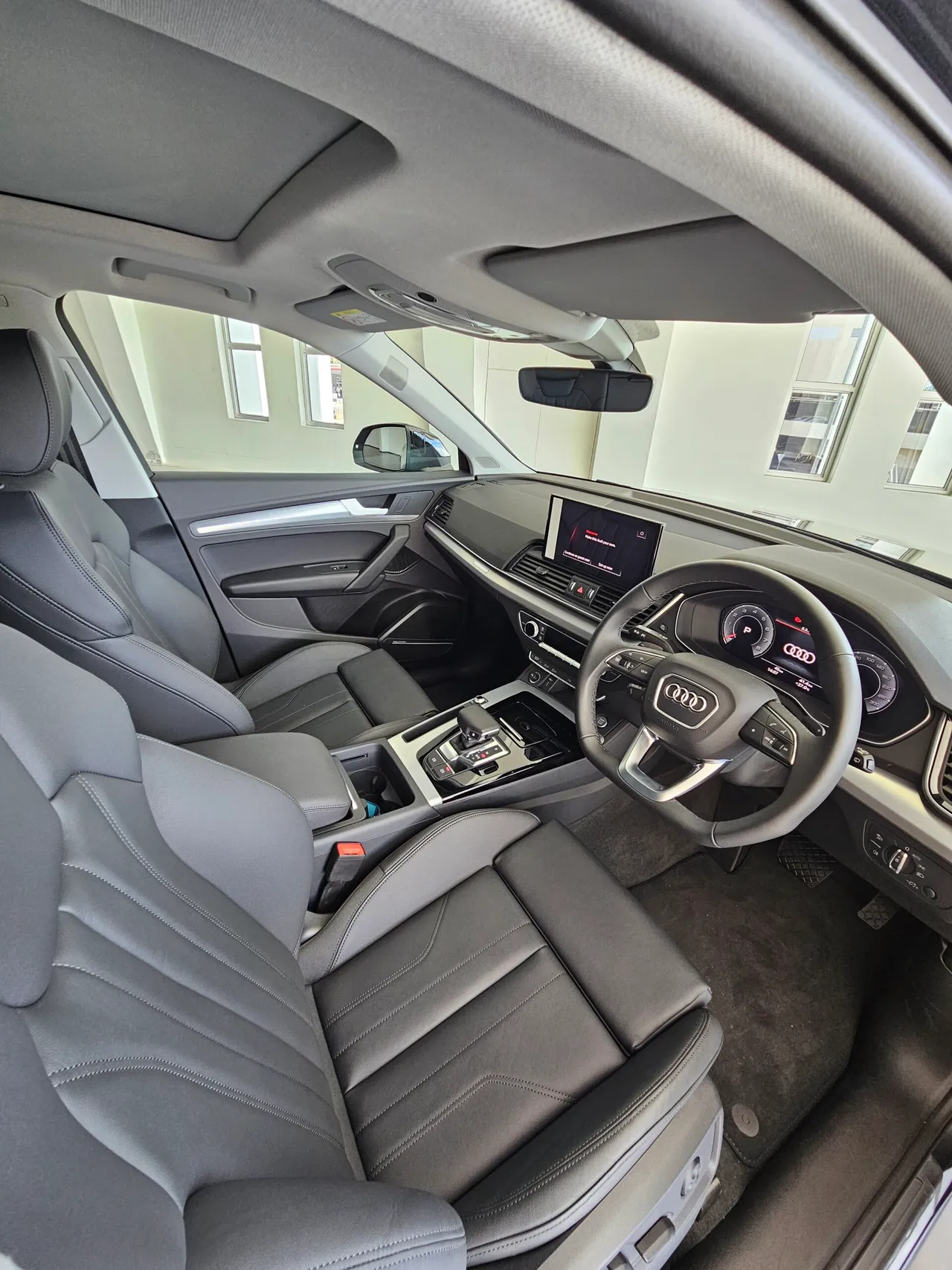 Audi Q5 Sportback 45 TFSI Black Edition — photo 9