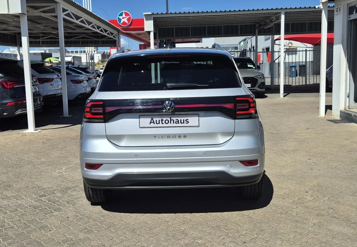 T-CROSS 1.5 TSI R-LINE — photo 4