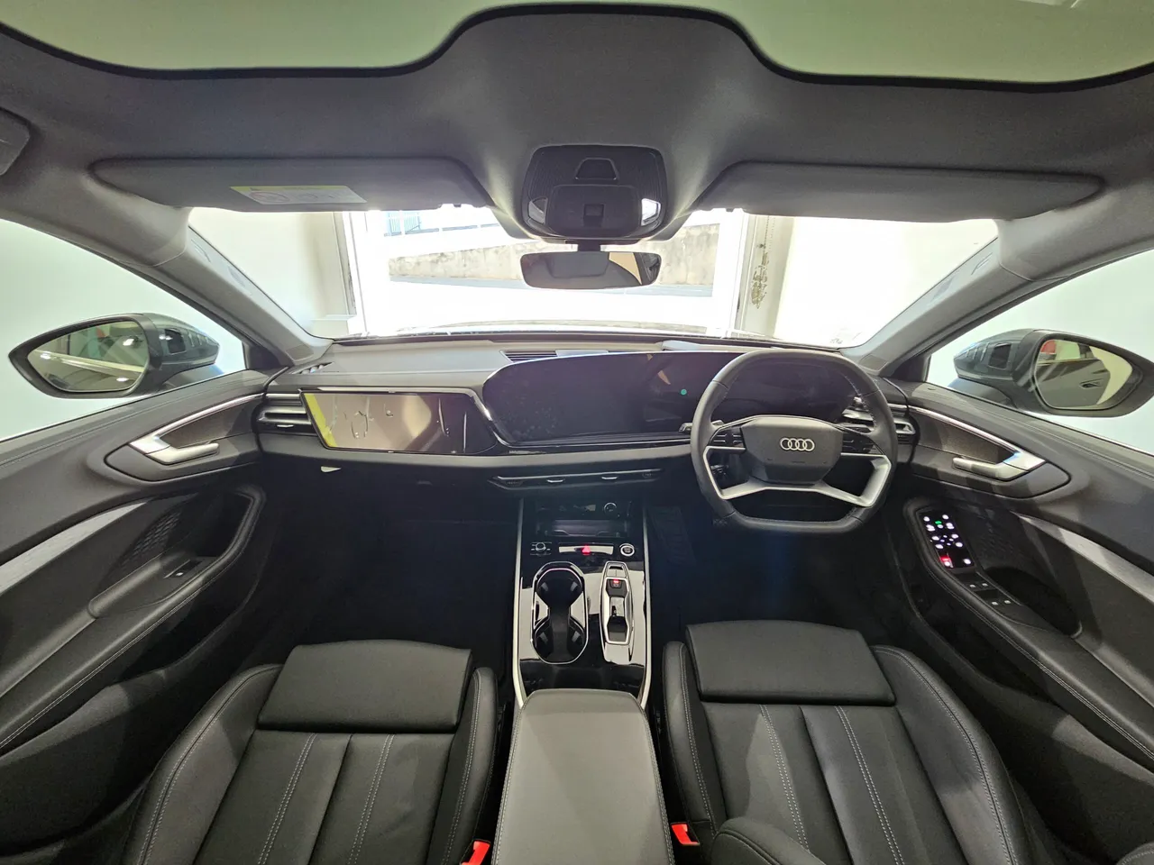 Audi A5 Sedan TFSI Quattro SLINE — photo 4