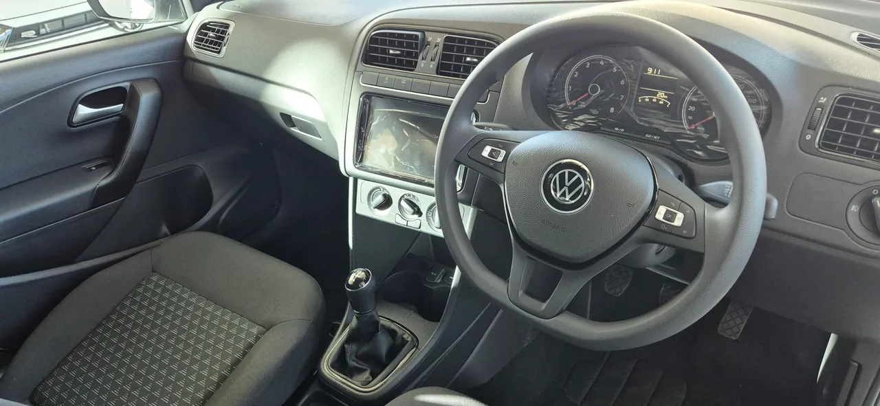 Polo Vivo Xpress 1.4 Manual — photo 9