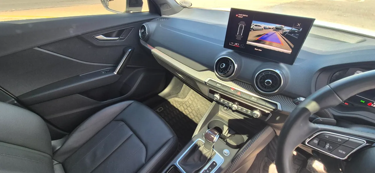 AUDI Q2 35 TFSI TIPTRONIC BLACK EDITION — photo 8