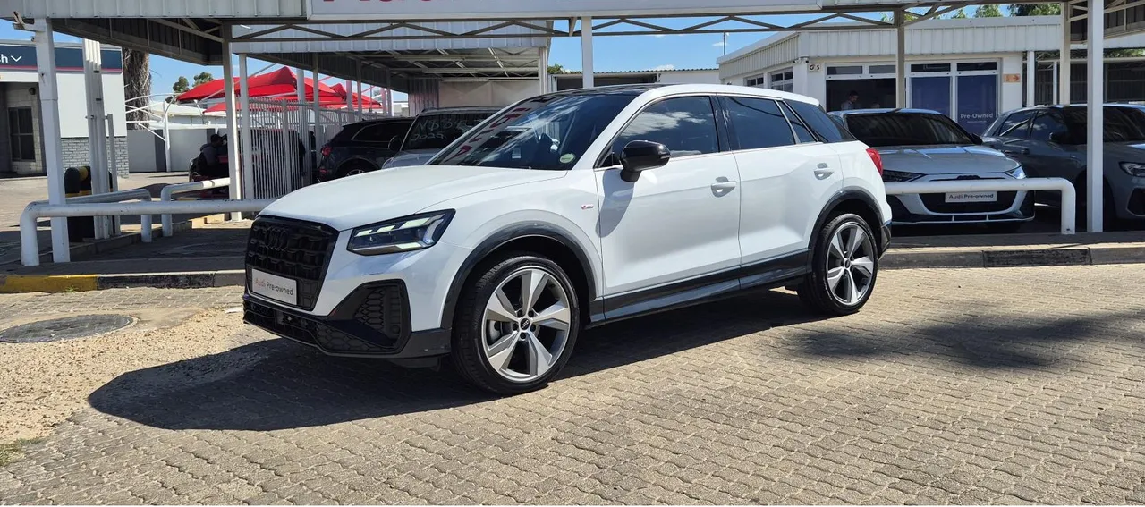 AUDI Q2 35 TFSI TIPTRONIC BLACK EDITION — photo 6