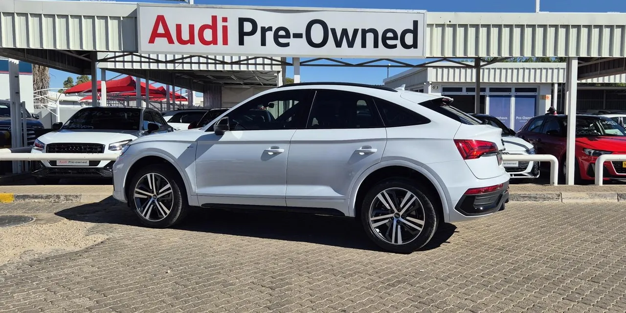 Audi Q5 Sportback 40 TDI Black Edition — photo 8