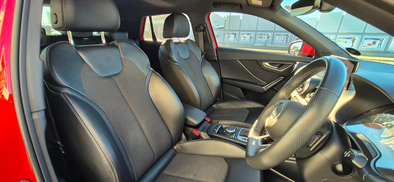 Audi Q2 35 TFSI S LINE Tiptronic — photo 3