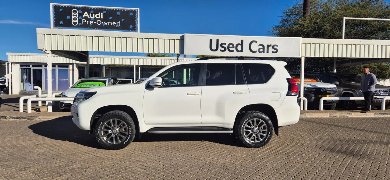 Toyota Prado 3.0 — photo 2