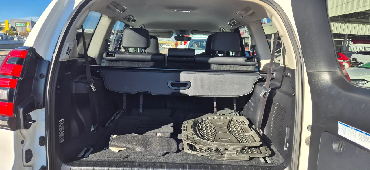 Toyota Prado 3.0 — photo 6
