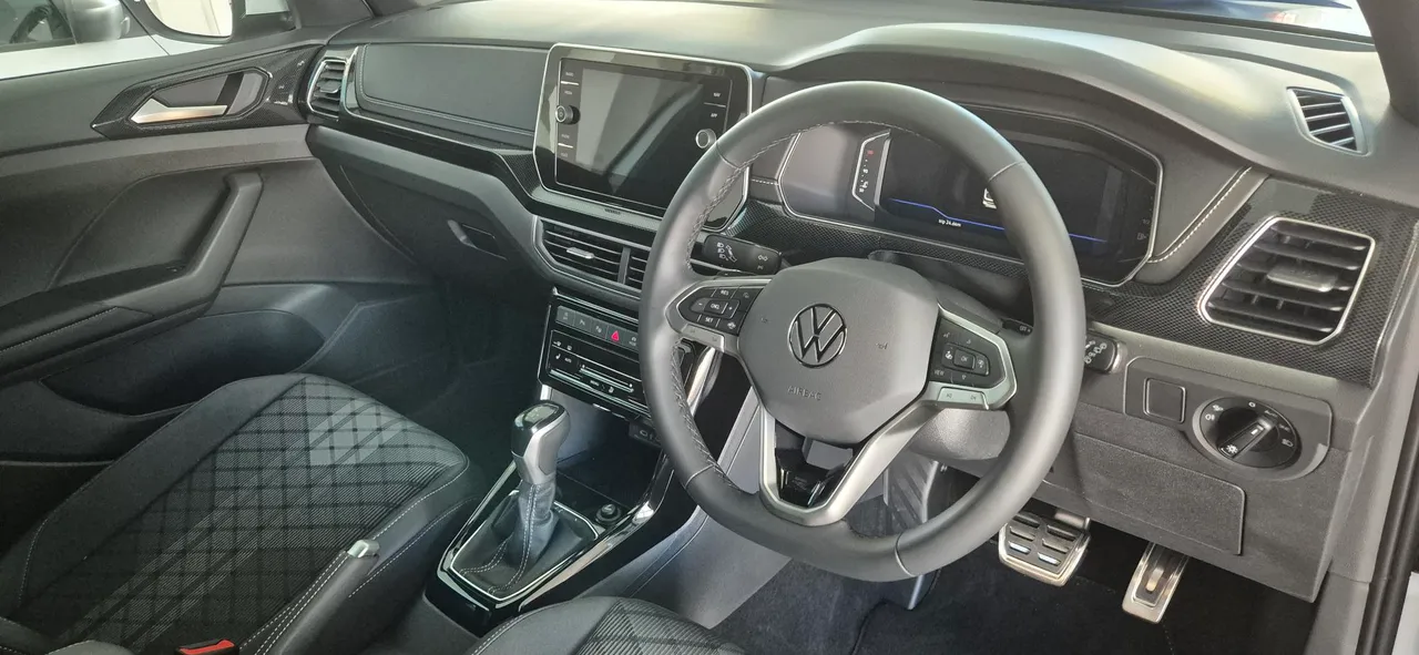 T-Cross 1.0 TSI DSG — photo 3