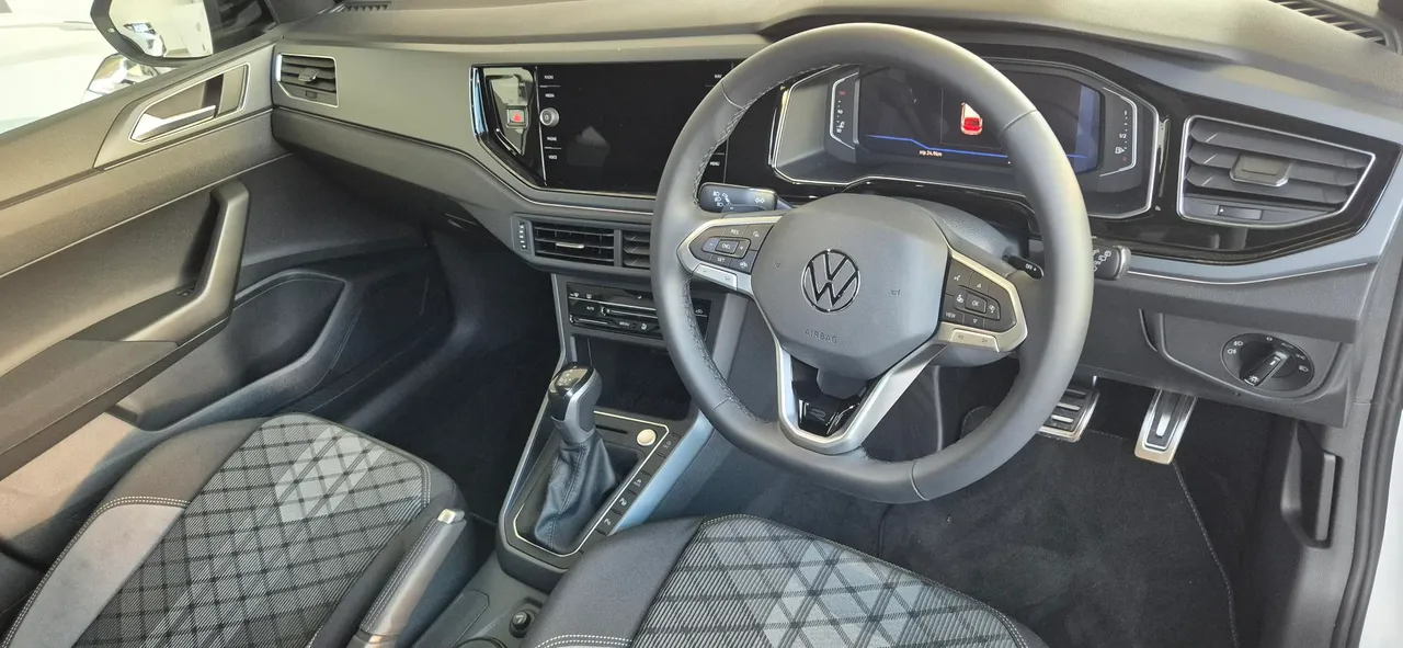 Taigo 1.0 TSI RLINE DSG — photo 3