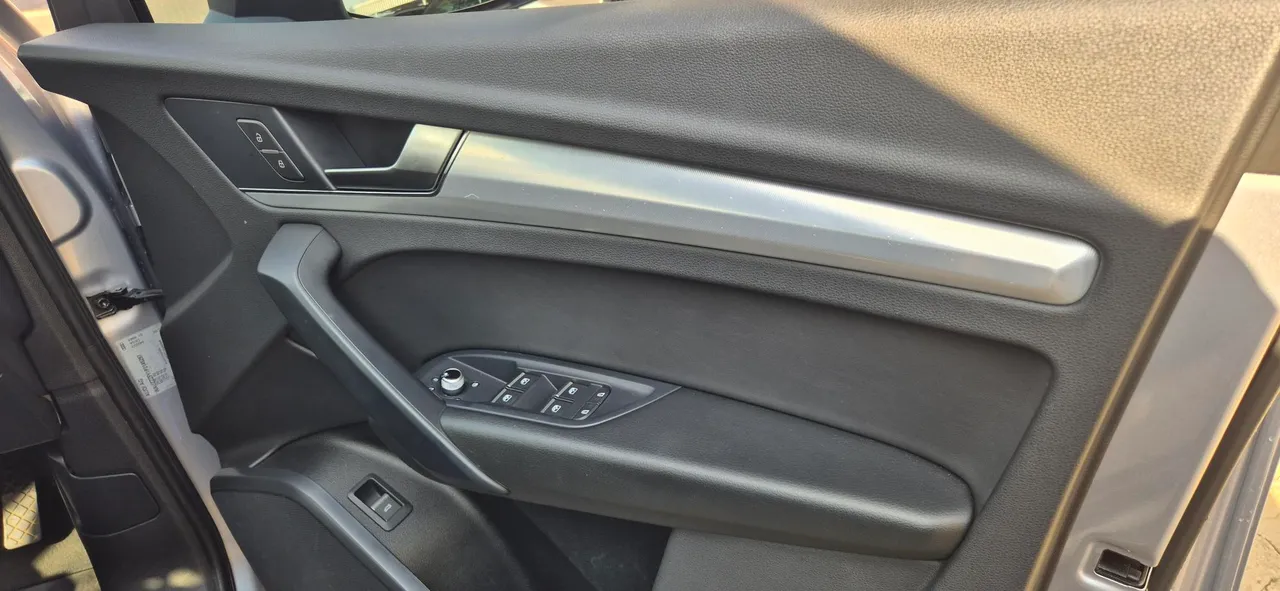 AUDI Q5 SPORTBACK 40 TDI 140KW — photo 2