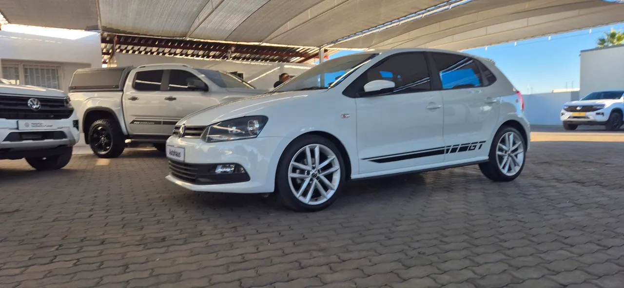 Polo Vivo 1.0 GT — photo 2