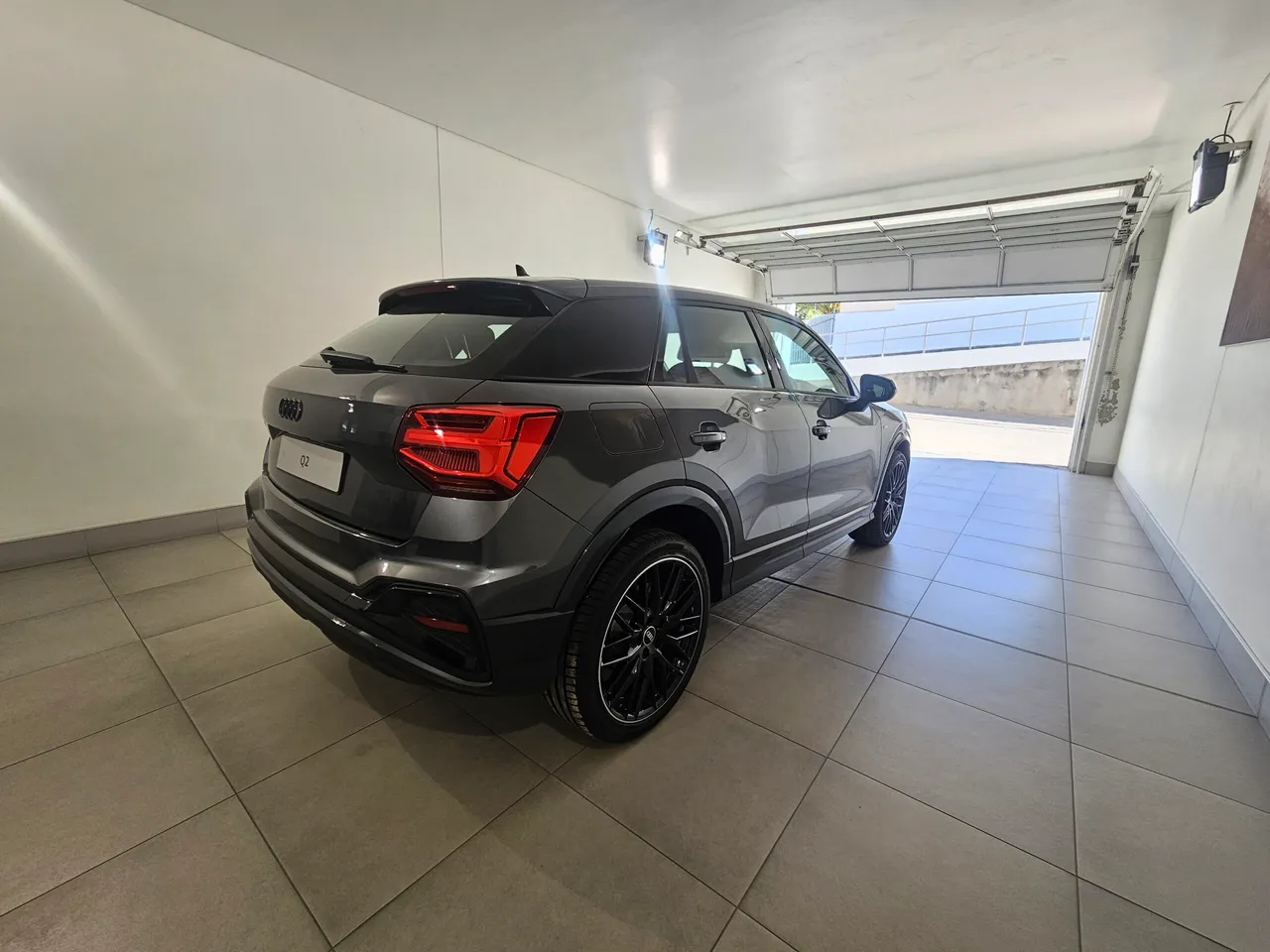 AUDI Q2 TFSI TIPTRONIC BLACK EDITION — photo 7