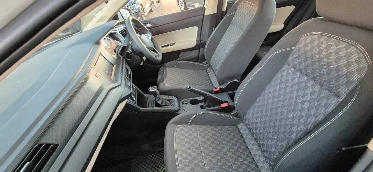 POLO SEDAN 1.6 Tiptronic — photo 9
