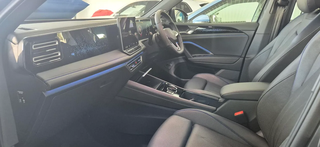 Tiguan 2.0 TDI R-Line DSG — photo 8