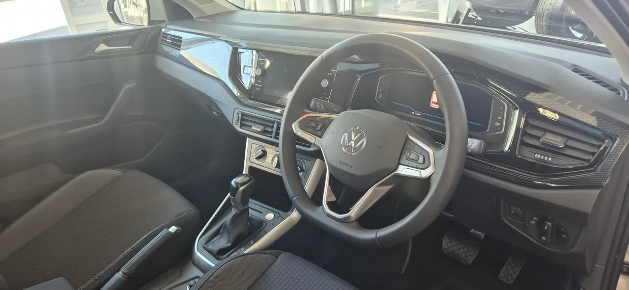 POLO LIFE 1.0 TSI DSG — photo 3