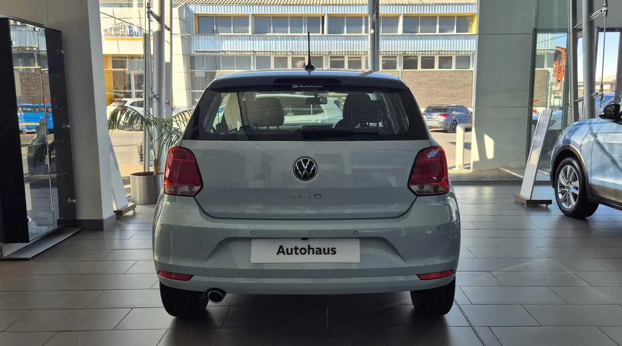 Polo Vivo 1.6 LIFE EDITION 15 — photo 2