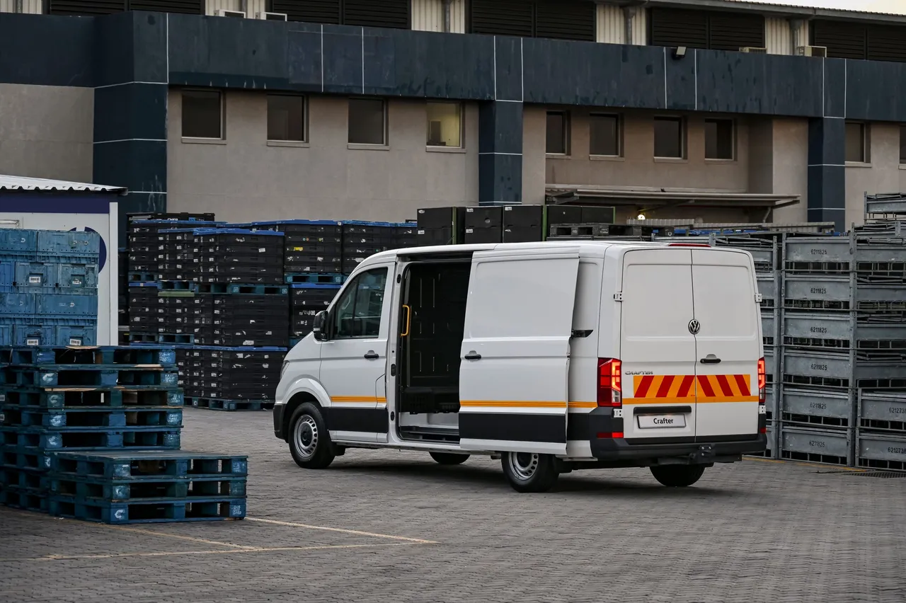 Crafter 35 2.0 TDI 103kW 4Motion Manual — photo 3
