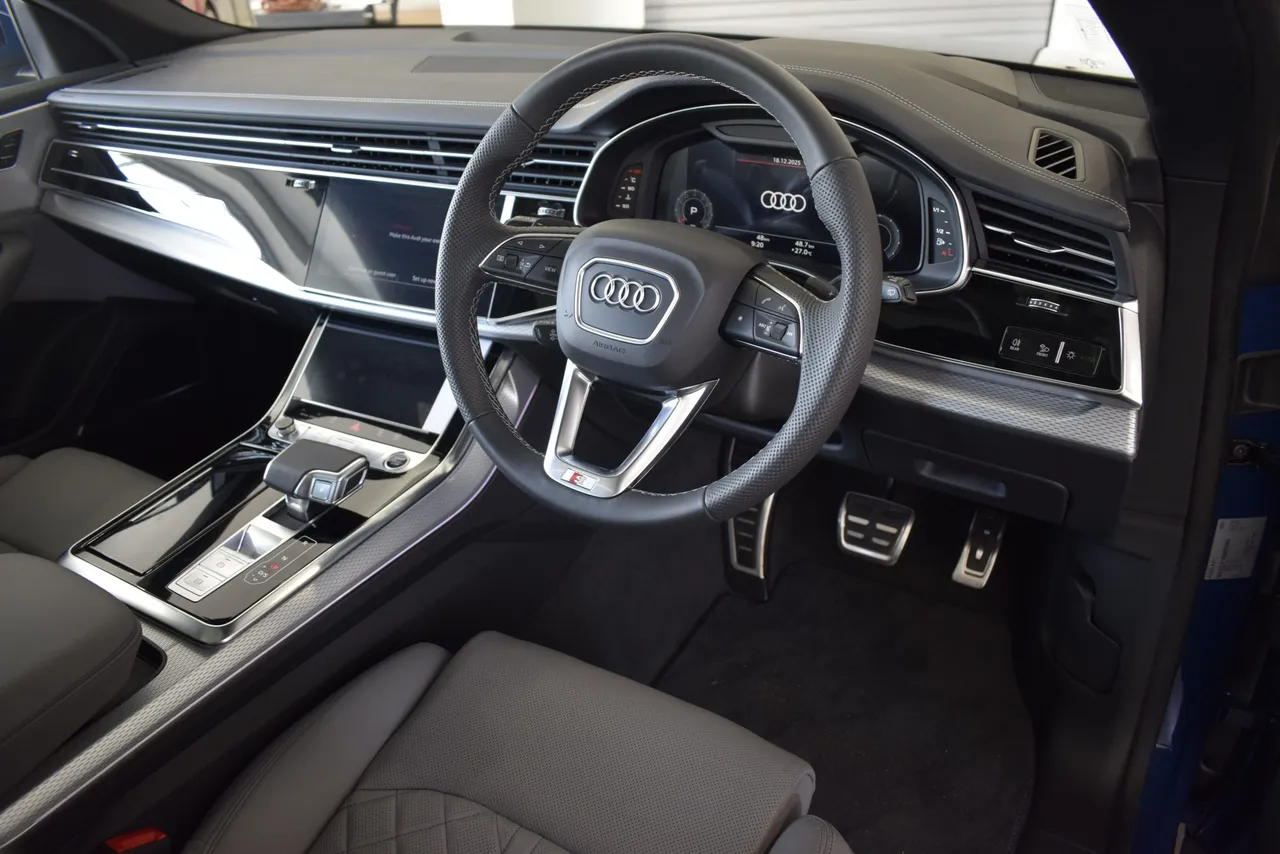 AUDI Q8 55 TFSI 250KW QUATTRO TIPTRONIC PLATINUM ADDITION — photo 2