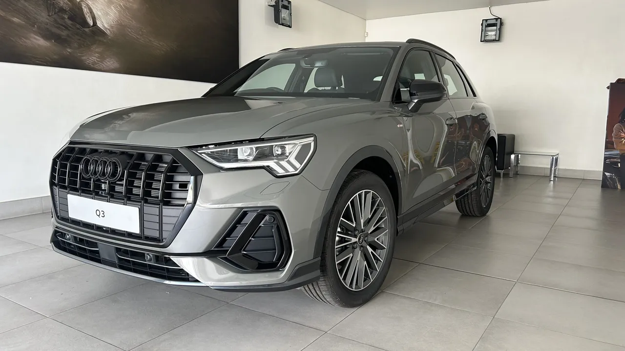 Demo AUDI Q3 35 TFSI Black Edition — photo 8