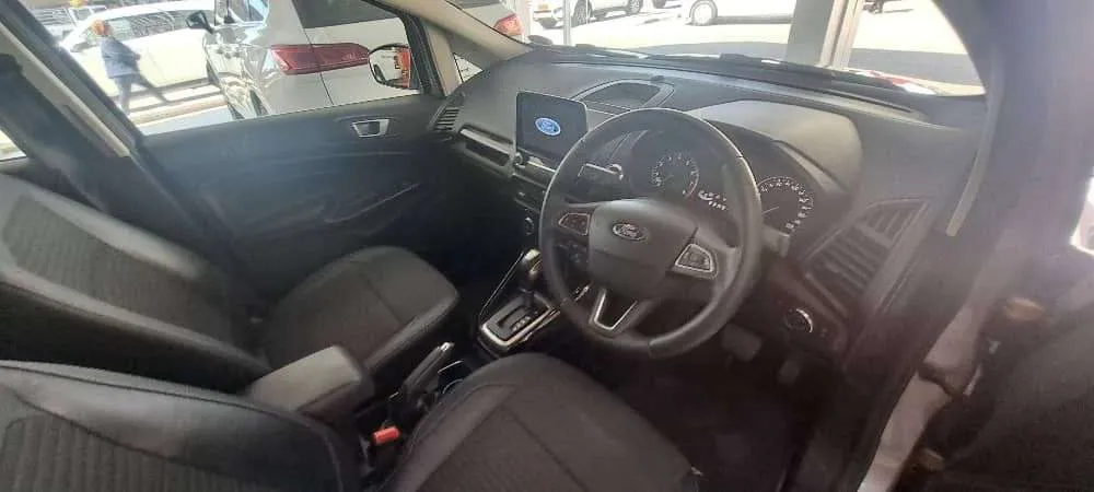 FORD 1.0 Ecoboost Titanium — photo 9