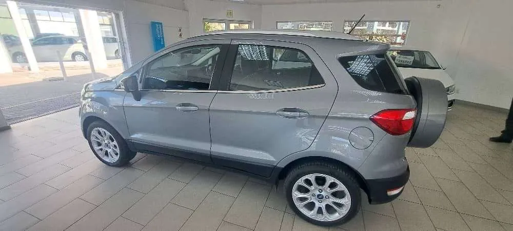 FORD 1.0 Ecoboost Titanium — photo 8