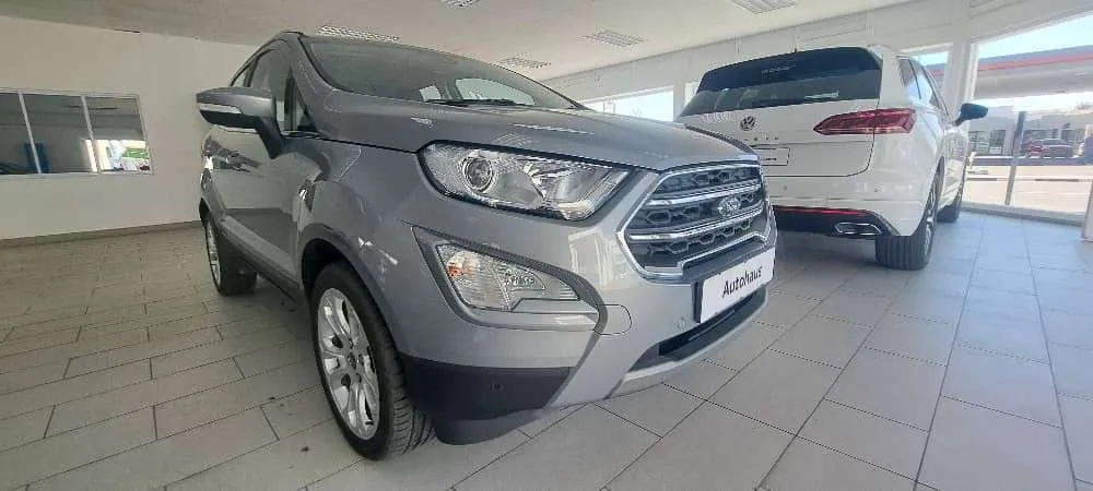 FORD 1.0 Ecoboost Titanium — photo 2