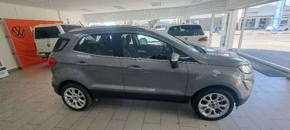 FORD 1.0 Ecoboost Titanium — photo 3