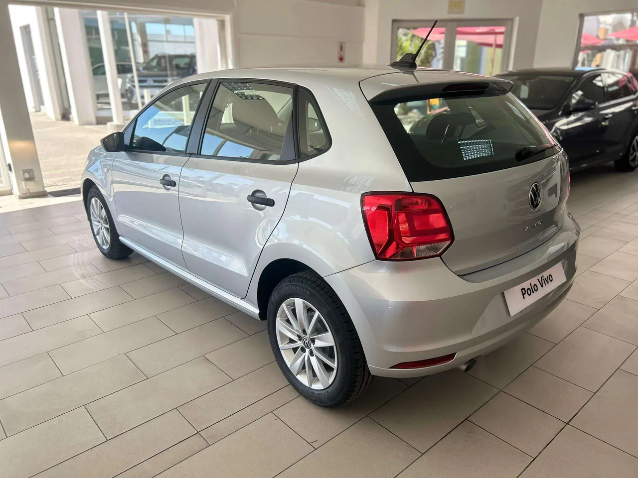 POLO VIVO 1.4 55KW — photo 6