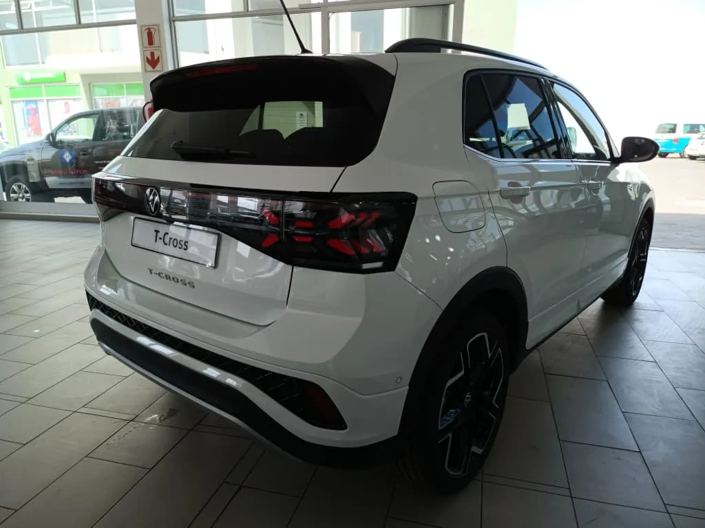 T-CROSS 1.0 TSI 85KW R-LINE DSG — photo 8