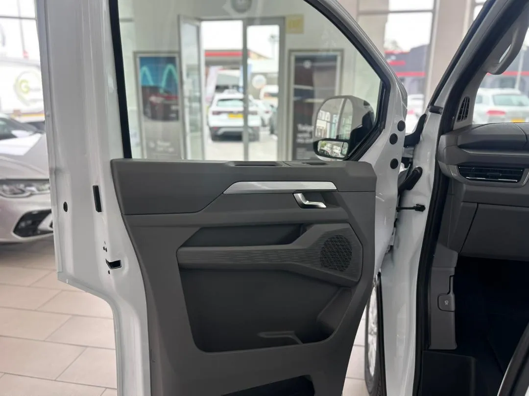 KOMBI COMMERCE 2.0 TDI 125KW — photo 12