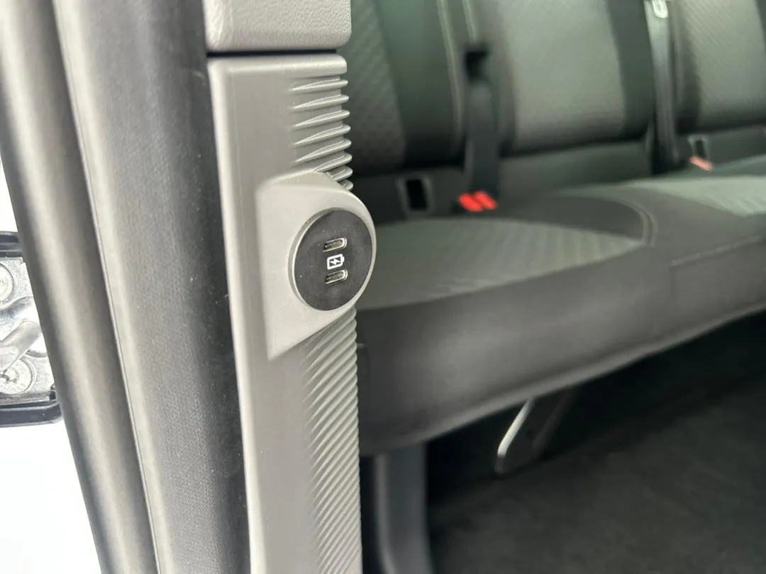 KOMBI COMMERCE 2.0 TDI 125KW — photo 14